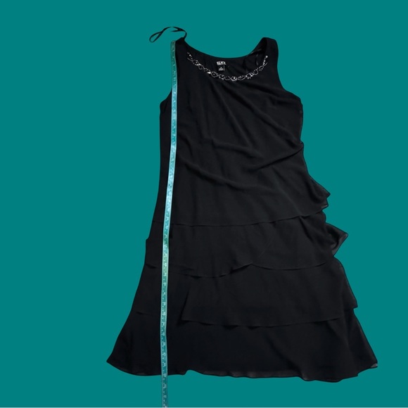 SIny Fashions Sleeveless Ruffle Dress Womens Size 8 Black Tiered Chiffon - Picture 6 of 6